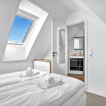 Penthouse * Μπέργκεν